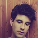 Javier Calvo en un posado para Overlay Magazine