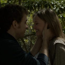 Joel y Leire juntos en el capítulo final de 'Luna, el misterio de Calenda'