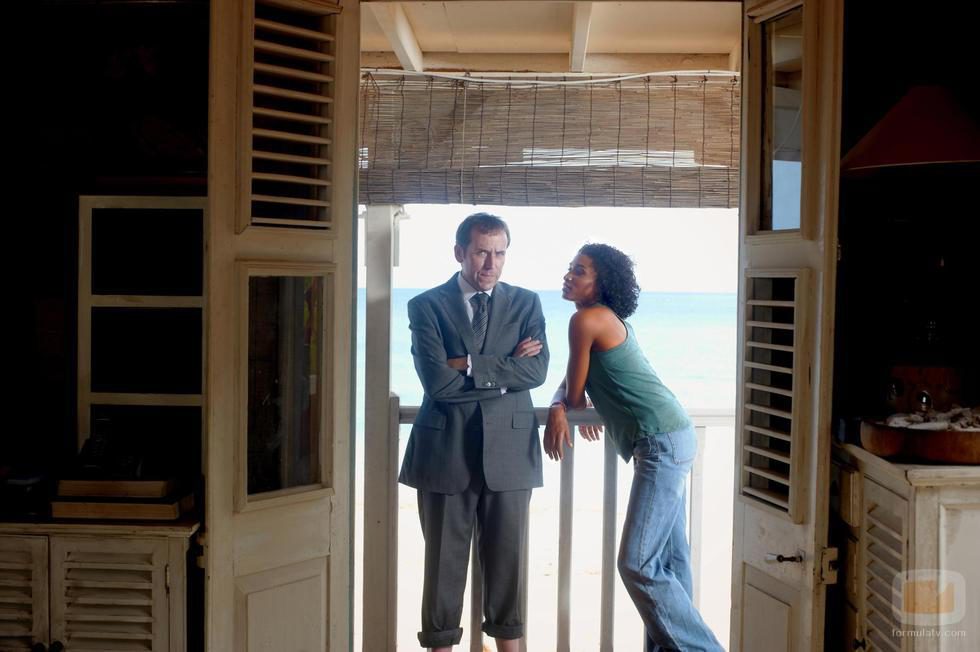 El inspector Richard y la investigadora Camile