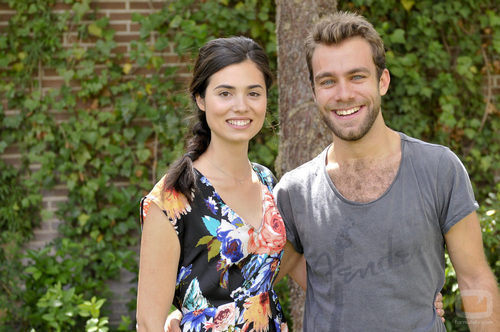 Dos actores de la nueva etapa de 'El secreto de Puente Viejo'