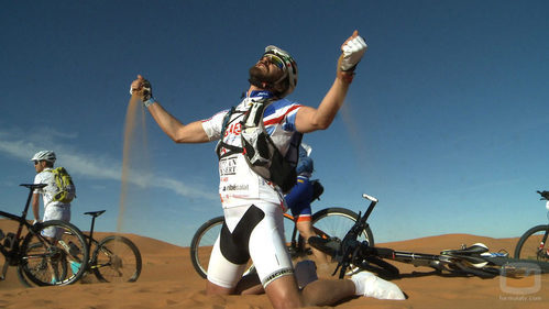 Santi Millán en el desierto del Sahara