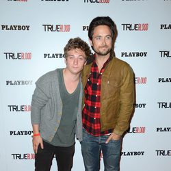 Jeremy Allen White y Justin Chatwin de 'Shameless' en la Comic-Con 2012