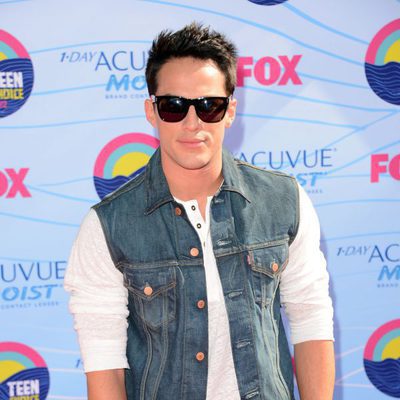 Michael Trevino en los Teen Choice Awards 2012