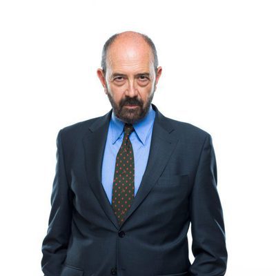 Miguel Rellán es Eugenio Nebot, el eterno becario