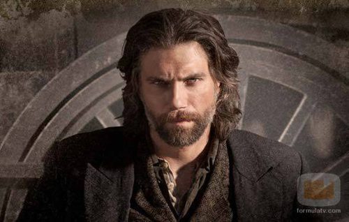 El actor Anson Mount interpreta a Cullen Bohannon