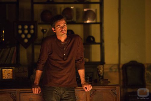 Billy Burke en una escena de 'Revolution'