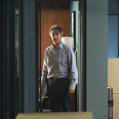 El actor David Strathairn en la segunda parte de "Piloto" de 'Alphas'