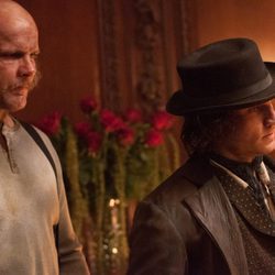 Tom Weston-Jones en una escena de 'Copper'