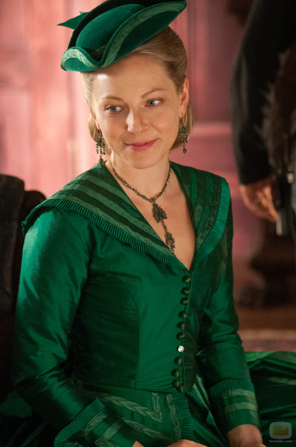 Anastacia Griffith es Elizabeth Haverford en 'Copper'