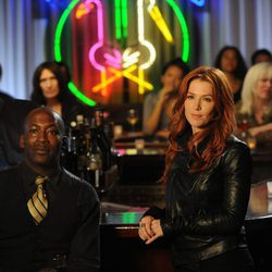 Poppy Montgomery en una escena de "Pájaro dorado"