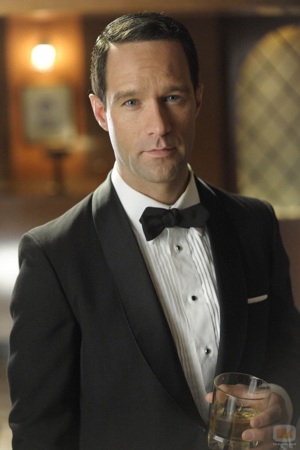 Chris Diamantopoulos es Frank Sinatra  