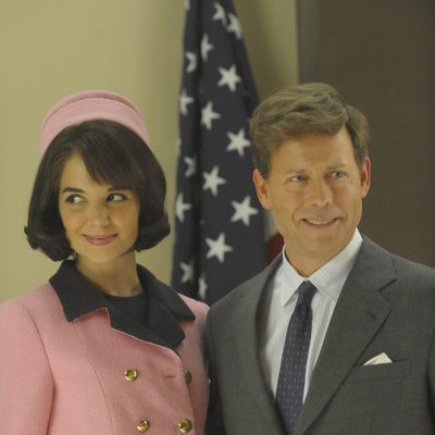 El presidente Kennedy y la primera dama de honor Jacqueline Bouvier