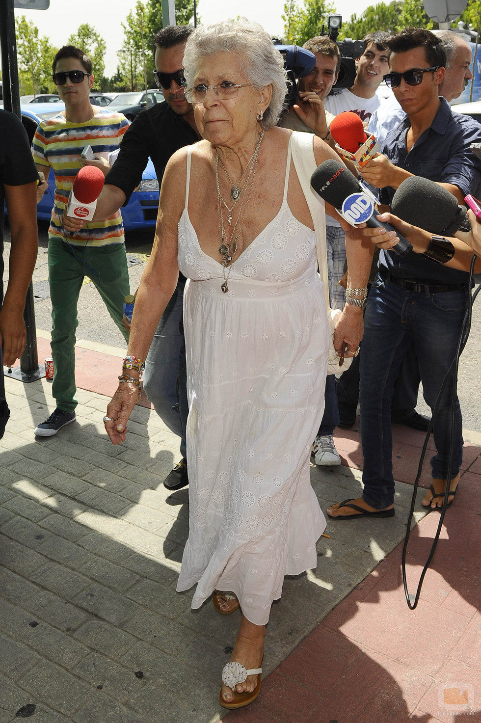 Pilar Bardem en el velatorio de Sancho Gracia