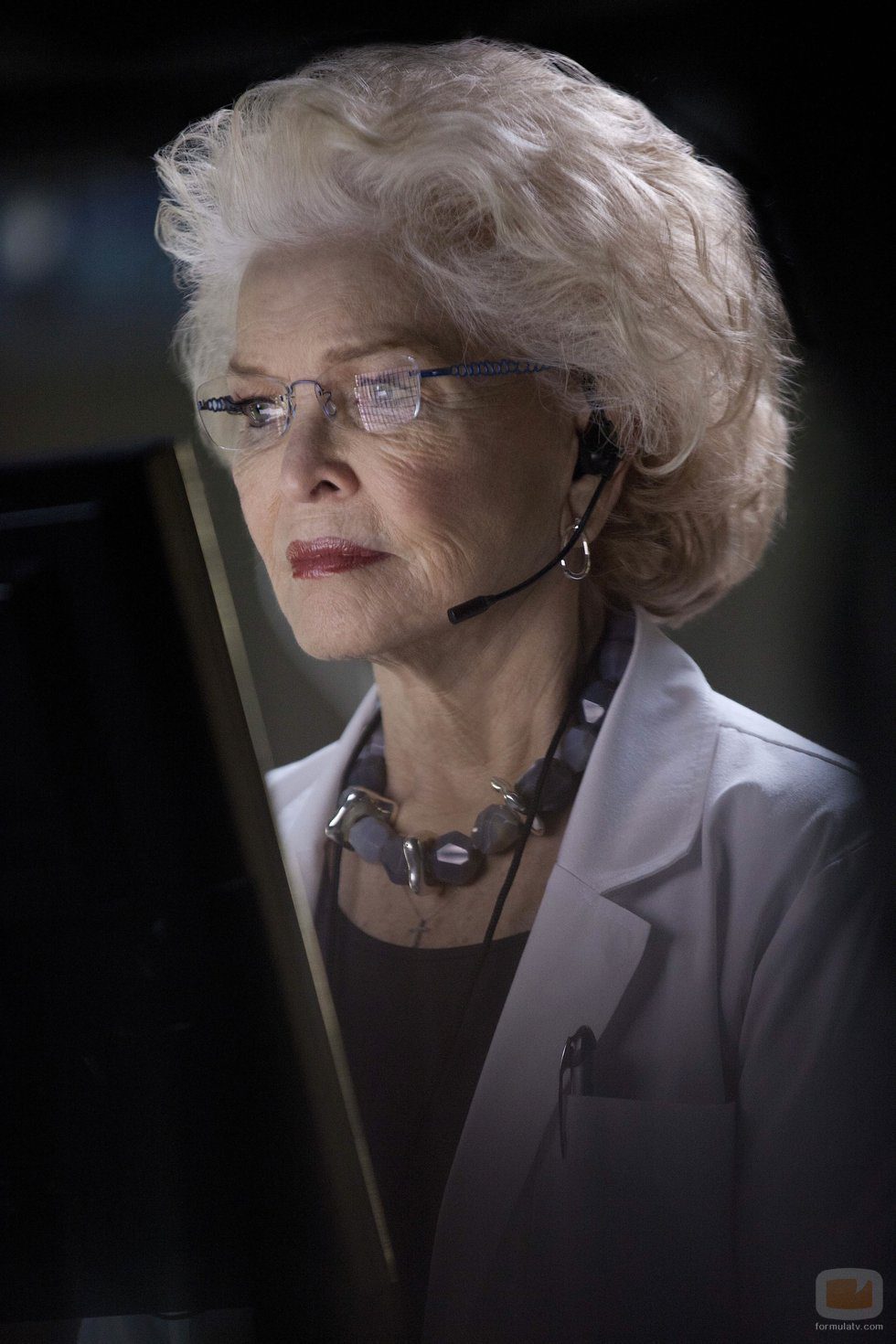 Ellen Burstyn es Mrs. Emerson en 'Coma'