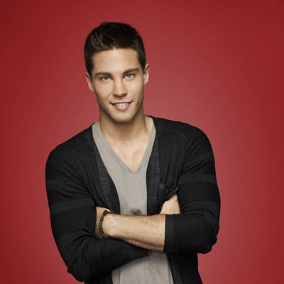El actor Dean Geyer se incorpora a la cuarta temporada de 'Glee'