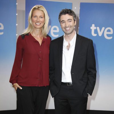 Anne Igartiburu y Roi Groba, presentadores de '+Gente'