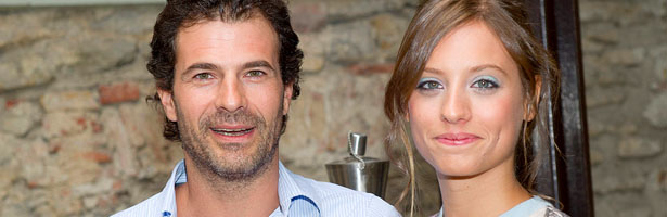Rodolfo Sancho y Michelle Jenner en la presentación de 'Isabel' en el FesTVal de Vitoria 2012