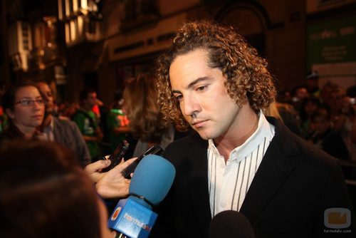 David Bisbal atiende a los medios en la première de 'La Voz' en el FesTVal 2012