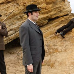 El detective Ayala y su equipo investigan en la segunda temporada de 'Gran Hotel'