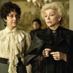 Doña Teresa y doña Elisa en la segunda temporada de 'Gran Hotel'