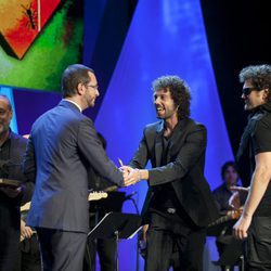 El equipo de 'El hormiguero' recoge el premio Mainat 2012