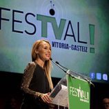 Berta Collado presentó uno de los premios de la ceremonia de clausura del FesTVal de Vitoria