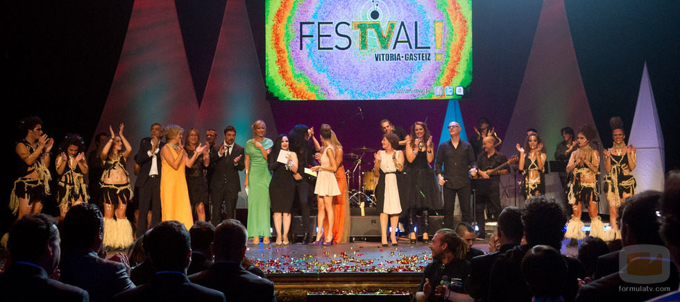 Foto de familia de el FesTVal de Vitoria