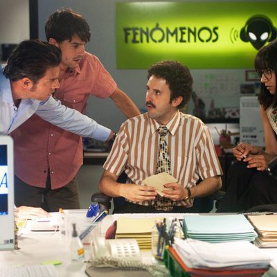 Adolfo, Javier, Benito y Daniela en una escena de 'Fenómenos'