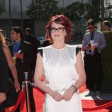 Megan Mulllally en los Creative Arts Emmys