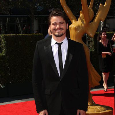 Jason Ritter en los Creative Arts Emmys