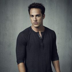 Michael Trevino es Tyler Lockwood en la cuarta temporada de 'Crónicas Vampíricas'