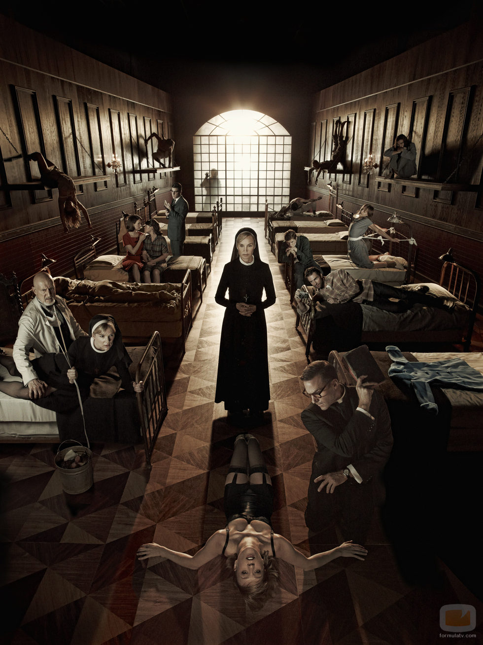 Jessica Lange y los locos del psiquiátrico de 'American Horror Story: Asylum'