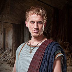 Gareth Williams es Vettius en 'Spartacus: Dioses de la arena'