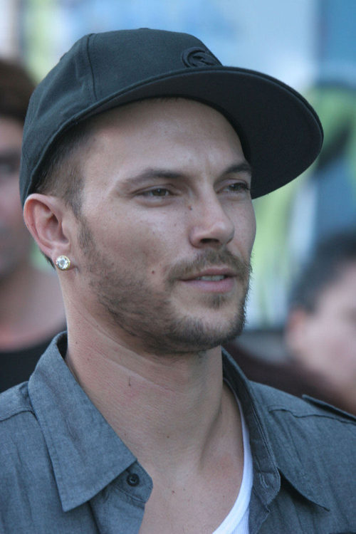 Actor de 'Sacudir riñoneras'
