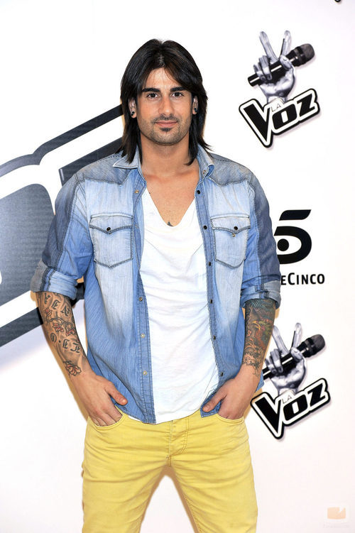 Melendi durante la rueda de prensa de 'La Voz'
