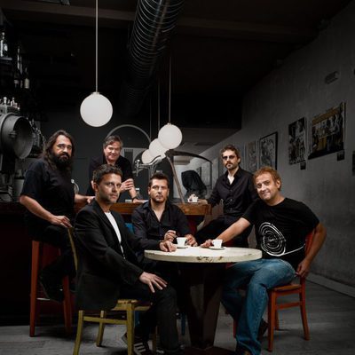 Los directores de la iniciativa "Microteatro por Calle 13"