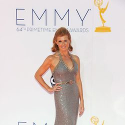 Connie Britton en la alfombra roja de los Emmy 2012