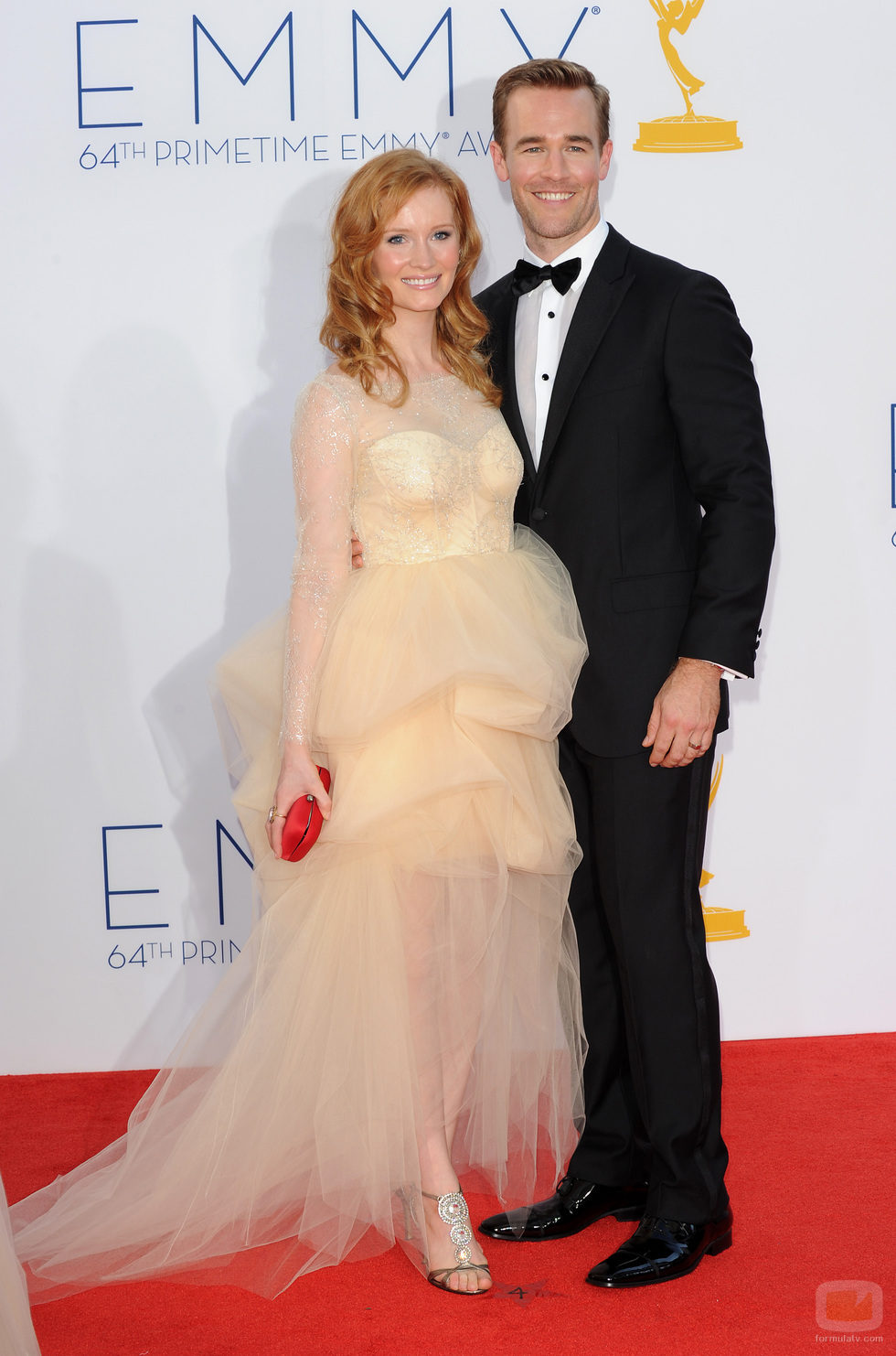 James Van Der Beek de 'Don't Trust the B---- in Apt. 23' en los Emmy 2012