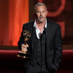 Kevin Costner, Emmy 2012 al Mejor Actor en Miniserie