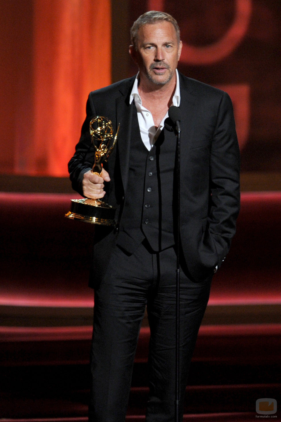 Kevin Costner, Emmy 2012 al Mejor Actor en Miniserie