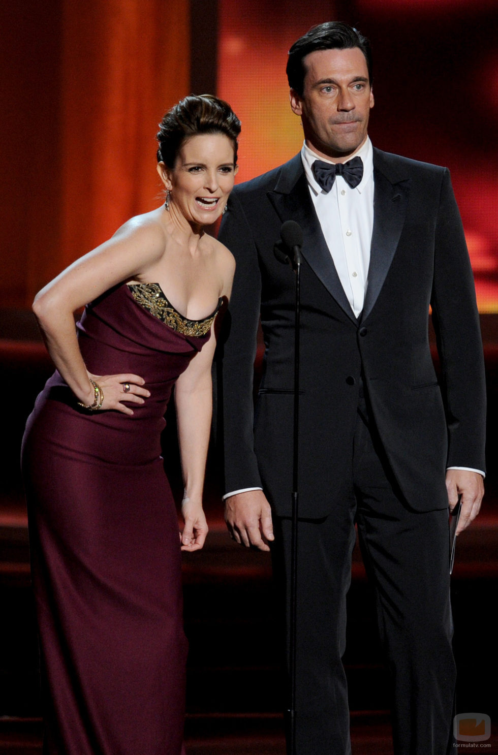 Jon Hamm y Tina Fey en los Emmy 2012