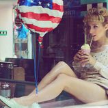 La cantautora Zahara posa para Overlay Magazine