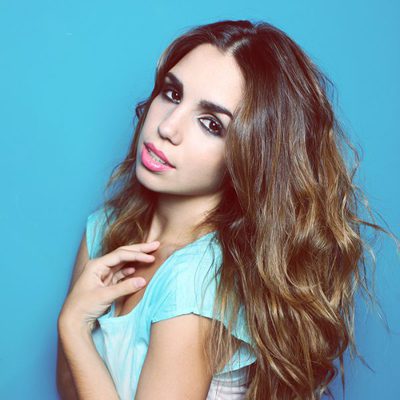 La actriz Elena Furiase posa para Overlay Magazine