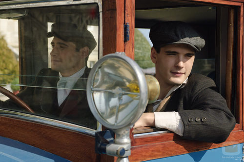 Julio (Yon González) y Andrés (Llorenç González) en la segunda temporada de 'Gran Hotel'