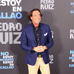 El periodista deportivo Pipi Estrada acude a la presentación de "No estoy muerto, estoy en Callao"