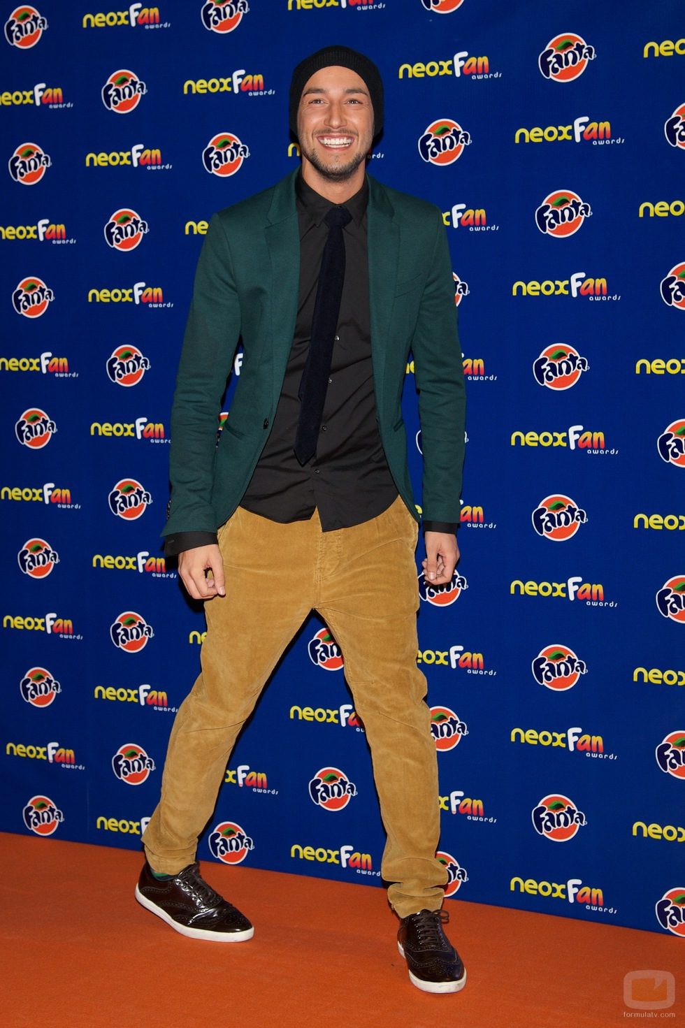 Jadel, ganador de 'El número uno', en los Neox Fan Awards 2012