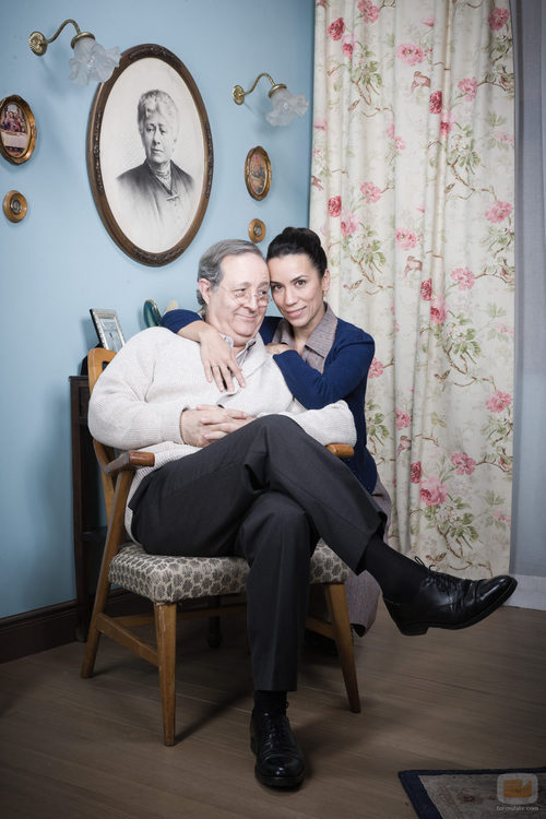 Manolita junto a su suegro Pelayo en 'Amar es para siempre'