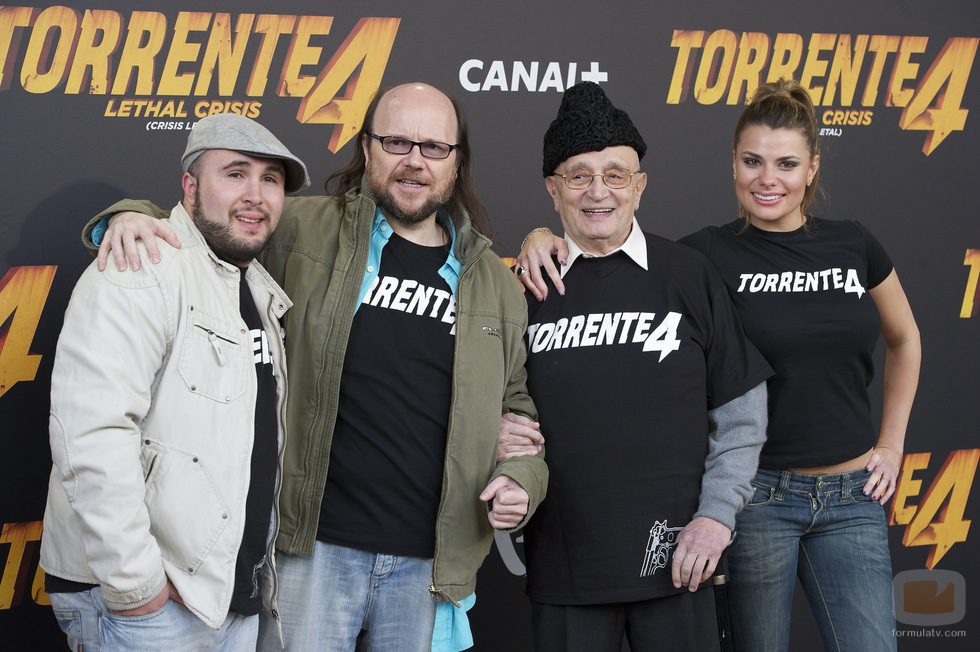 Tony Leblanc con Santiago Segura, Kiko Rivera y María Lapiedra