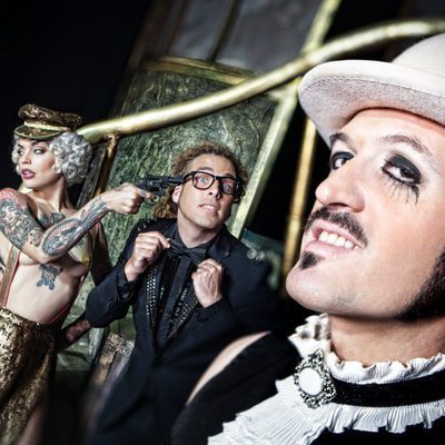Álex O'Dogherty y Vinila von Bismark en Primera Línea
