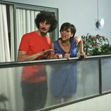 Lola gritando desde el balcón en el capítulo 77 de 'La que se avecina'